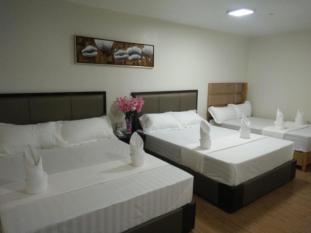 Meaco Royal Hotel - Batangas City Zewnętrze zdjęcie